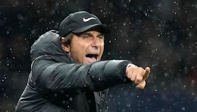 Antonio Conte dirigirá a Napoli, su 5to técnico en un año