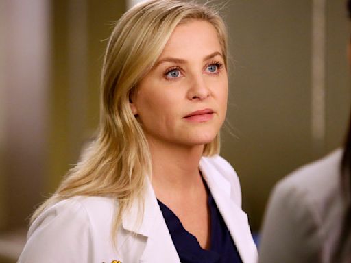 'Grey's Anatomy' Alum Jessica Capshaw Makes a Bold Confession to Past Costar