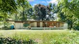An Iconic Frank Lloyd Wright-Designed Home Hits the Market for $1.8 Million | Artnet News