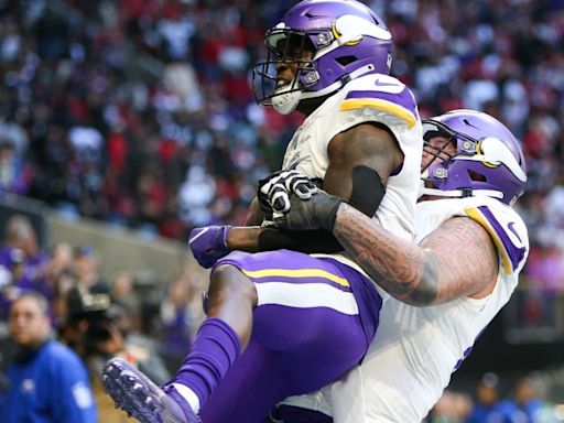 Vikings could be in a wait-and-see approach on the LG position