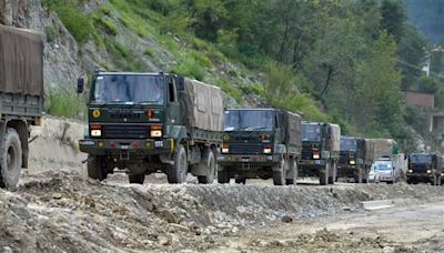 5 tank-bound Army soldiers swept away while crossing river in Ladakh