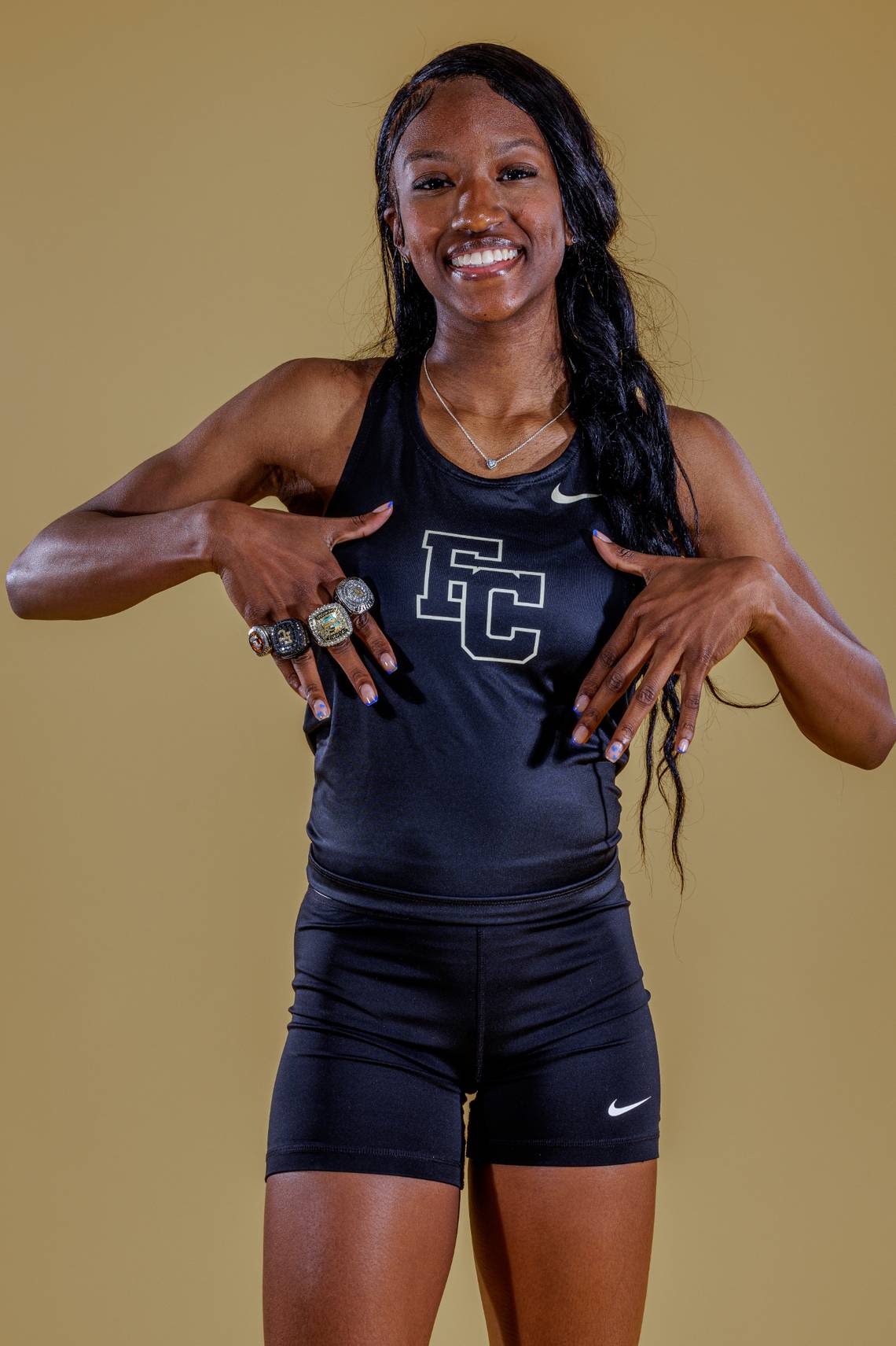 Best in SC: Sharmelle Holmes named Gatorade Girls Track Athlete of Year