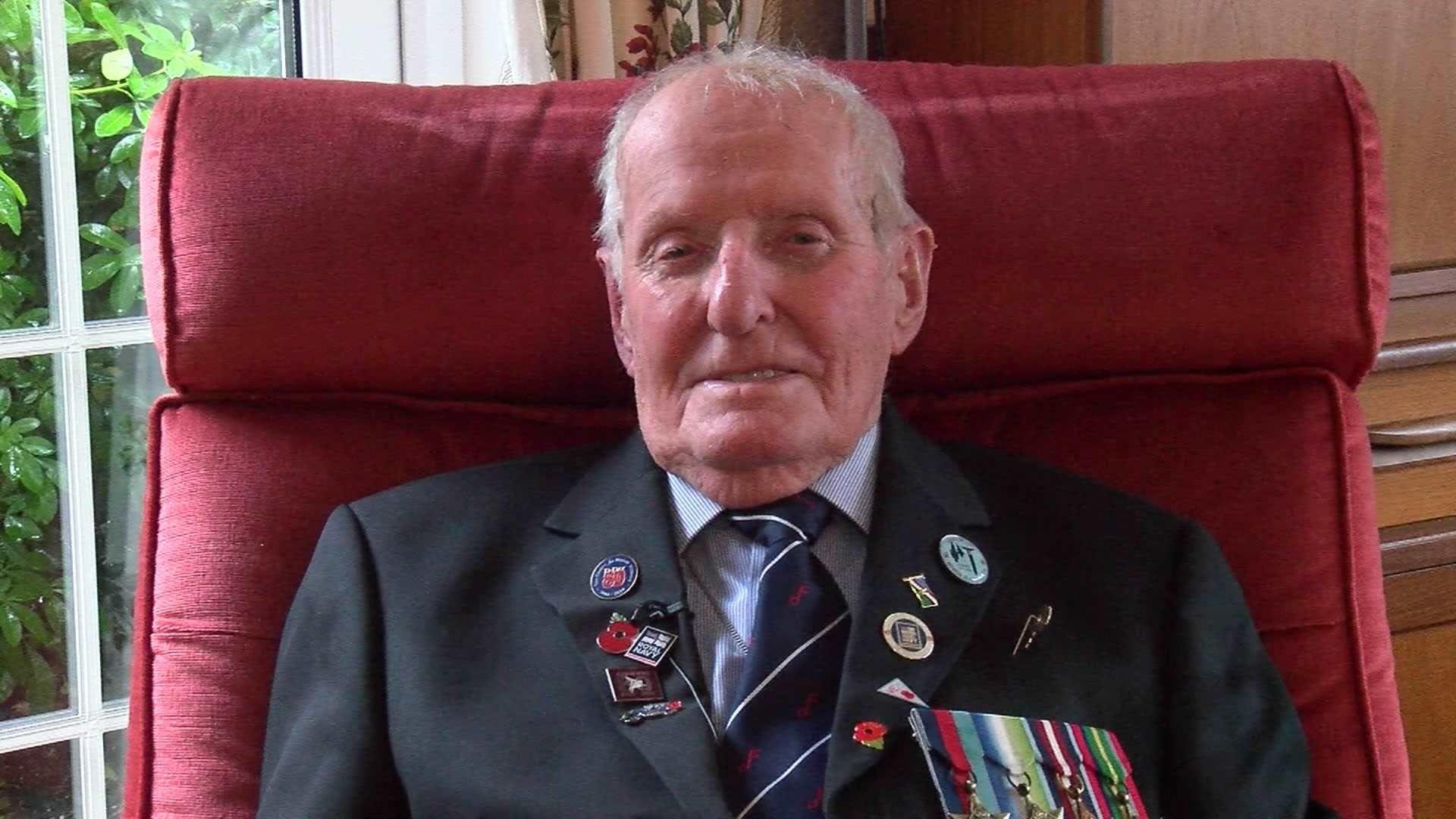 D-Day veteran plans to remember friends in Normandy