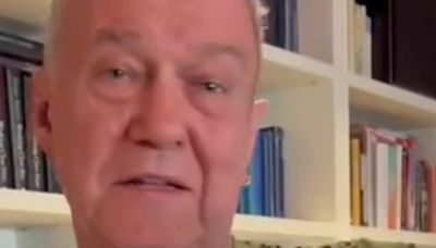 Jimmy Barnes reveals he's 'tethered to drip 24 hours-a-day' in update