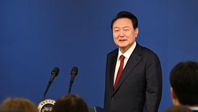 Low expectations for rare summit between China, Japan and South Korea