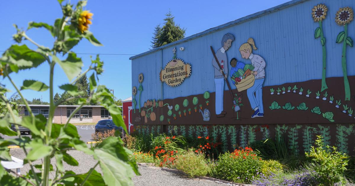 PHOTOS: America in Bloom evaluates Castle Rock