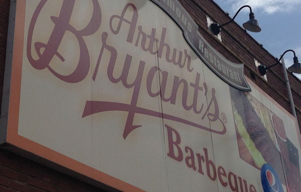 Arthur Bryant's Barbeque temporarily closed due to flooding