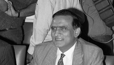 Former Foreign Secretary Muchkund Dubey, at the helm when Cold War ended, passes away