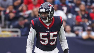 DE Hughes returns to Texans for 15th NFL season