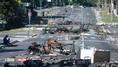 Vaste opération des forces de l'ordre en Nouvelle-Calédonie, après six morts dans des émeutes