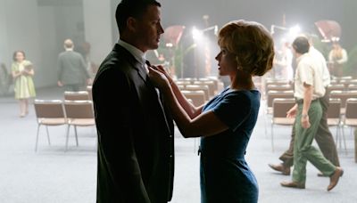 Scarlett Johansson and Channing Tatum soar in the hilarious ‘Fly Me to the Moon’