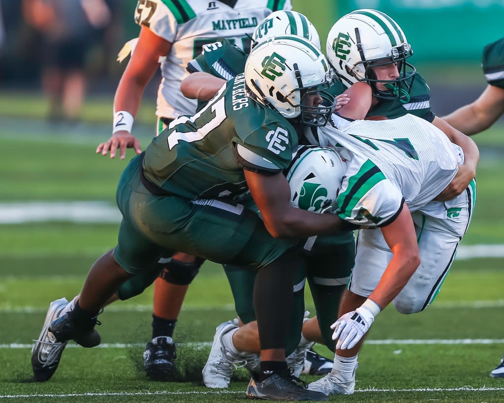 Elyria Catholic football: Ohio State teammates Chase Farris and Doran Grant reunite as coaching adversaries in Week 6