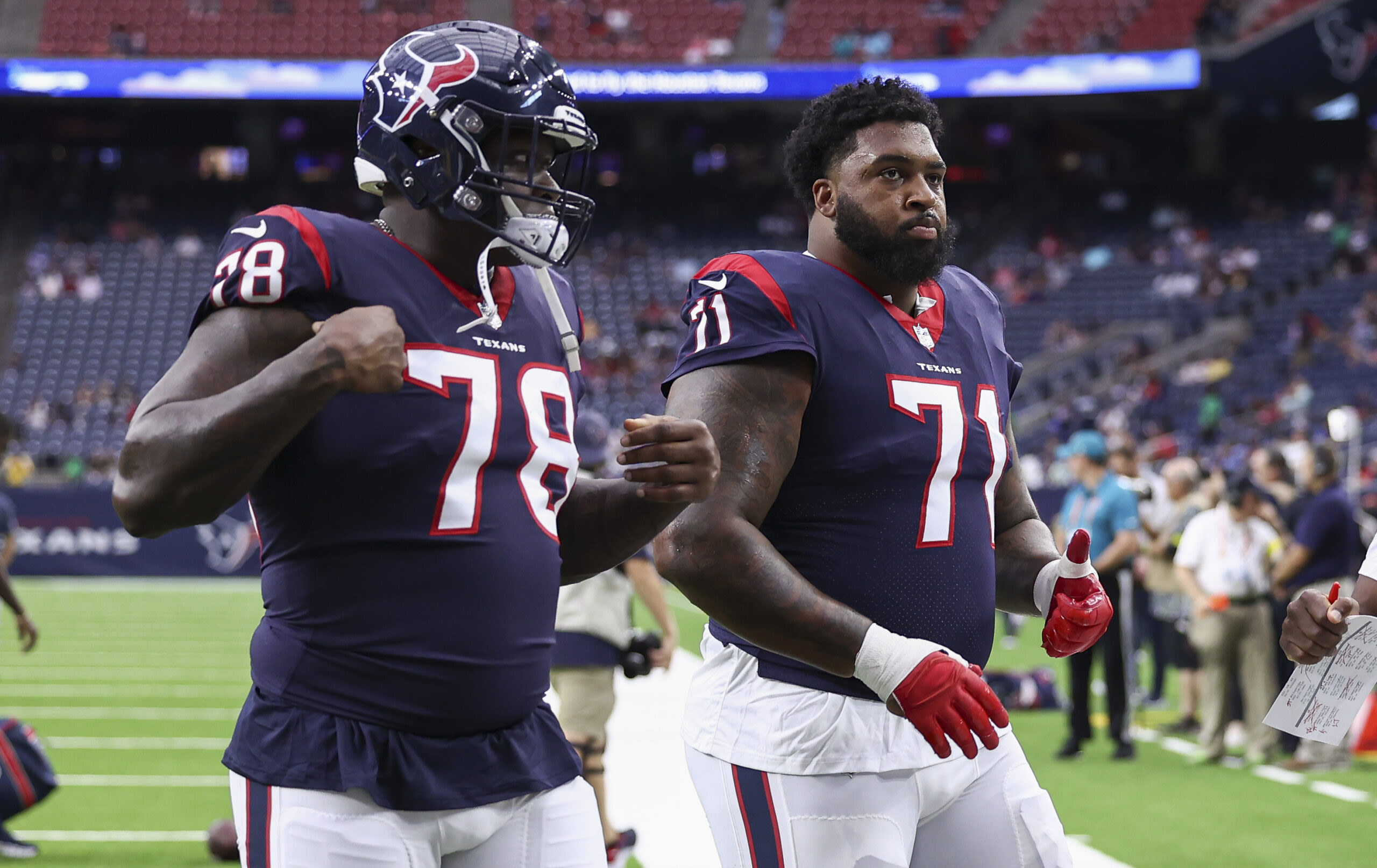 Texans OTAs: Laremy Tunsil, Tytus Howard absent from Thursday’s practice