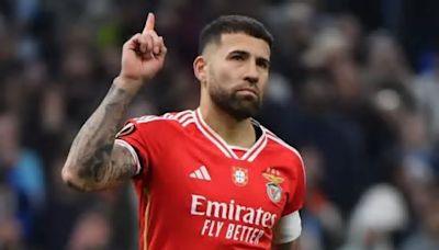 Nicolás Otamendi reaccionó ante los insultos de los hinchas franceses y les recordó el Mundial de Qatar