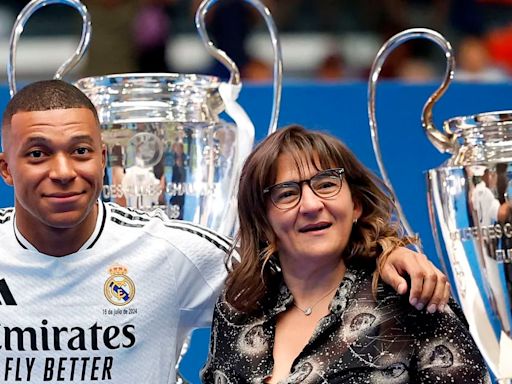 El dardo de la madre de Kylian Mbappé al PSG luego de la presentación del delantero como refuerzo del Real Madrid