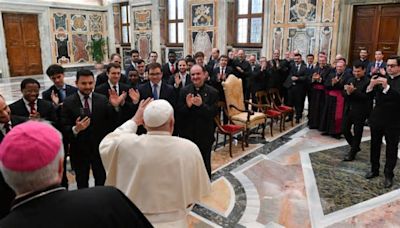 El Papa Francisco desvela a los seminaristas de Burgos el peligro al que se enfrentan los sacerdotes