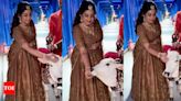 Shreya Ghoshal’s playful video caressing calves at Anant Ambani-Radhika Merchant wedding will melt your heart | Hindi Movie News - Times of India