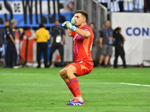 Emiliano Martínez saves Argentina after Lionel Messi misses penalty kick in Copa América shootout