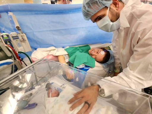 Couple celebrates ‘miracle’ 1-in-15-million birth