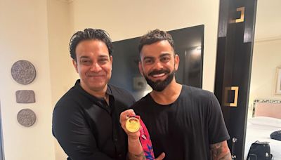 Kohli Celebrates With His Family