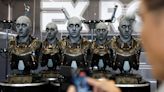 「鬼臉機器人」亮相 準確複製表情 眨眼、點頭超擬真 打造「人類替身」
