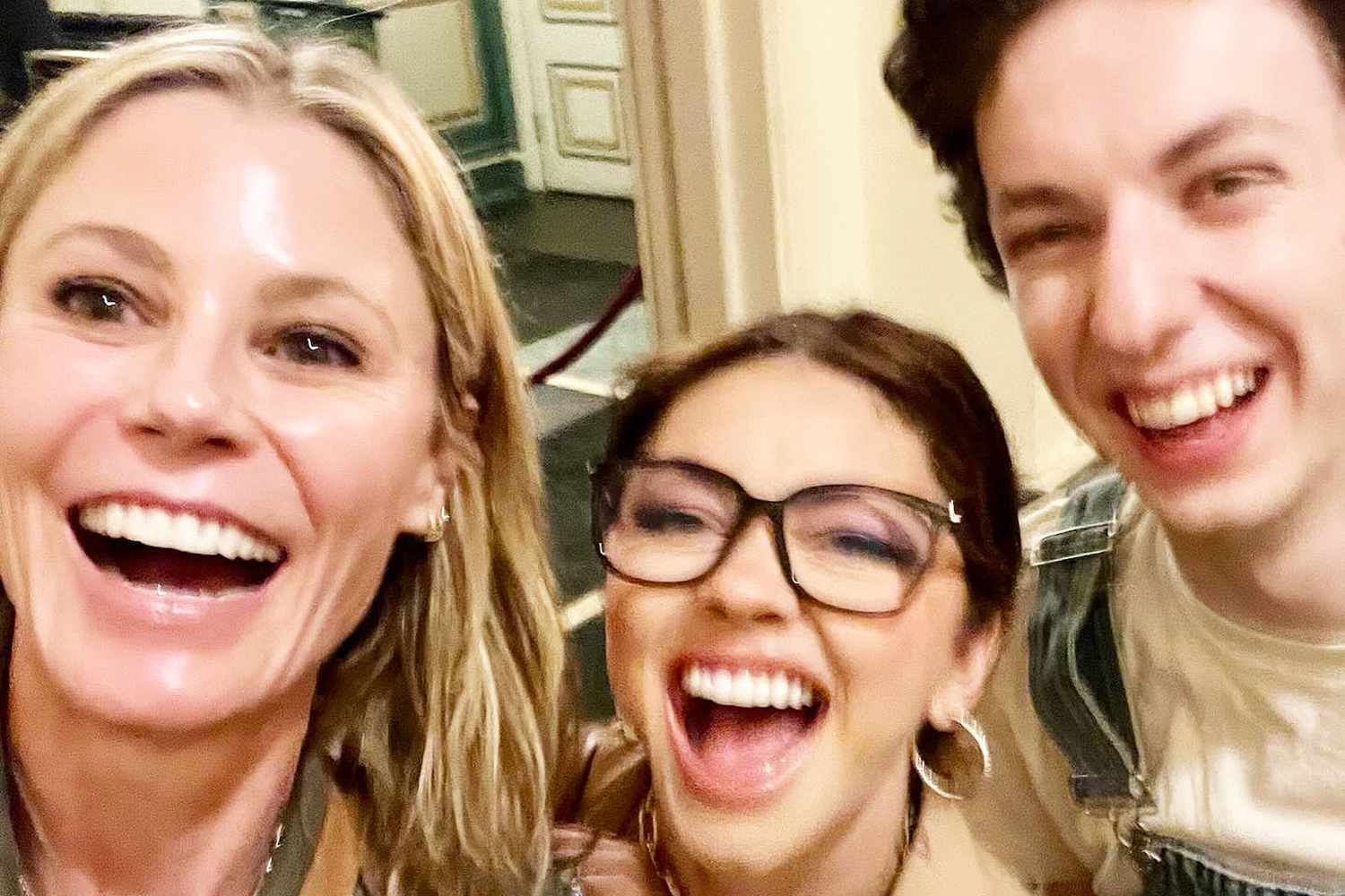 Julie Bowen Raves About Her 'Baby Girl' Sarah Hyland's Broadway Performance: 'Couldn't Be More Proud'