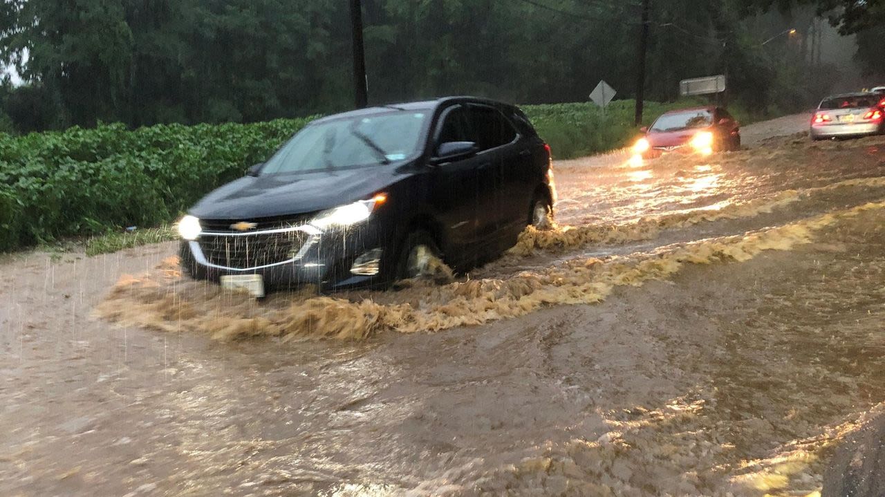 LI region in 'bull's-eye' of double storm; flood warning in effect as Debby looms