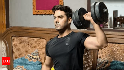 Yeh Rishta Kya Kehlata Hai: Rohit Purohit drops a click from his gym session on the sets; fans write, 'Chalo shukr kar Armaan ghar me to gaya' | - Times of India