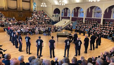 400 men ‘sing their hearts out’ at concert to support Prostate Cancer UK