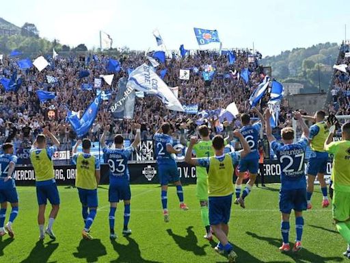 Calcio Como 1907, dirigido por Fàbregas, está a una victoria de volver a la Serie A