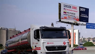 Estados Unidos reimpone sanciones petroleras a Venezuela