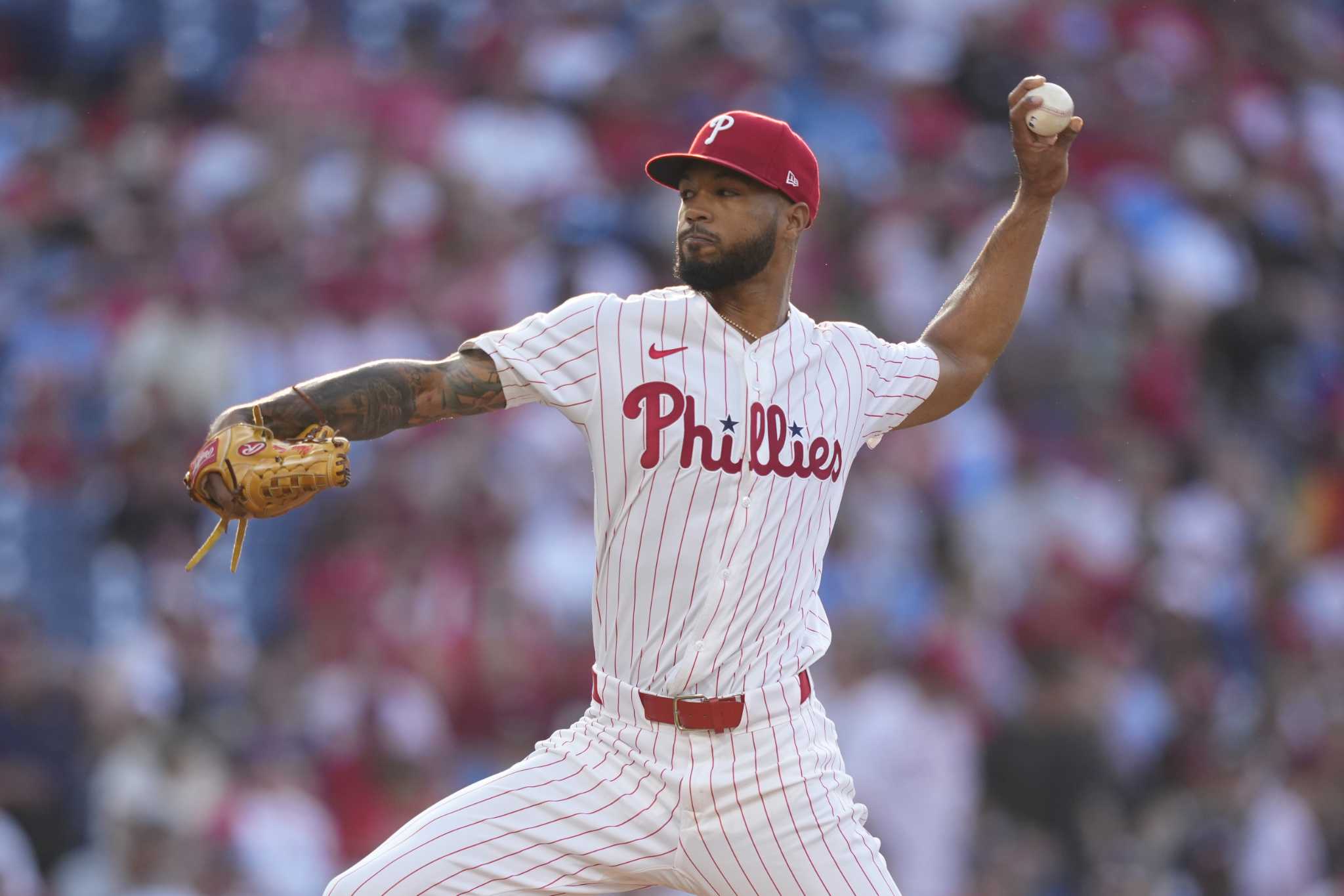 Left-hander Cristopher Sánchez and Phillies agree to 4-year deal for 2025-28