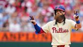 This one time, with a band question, Phillies fan sparks a 'Sexy' slogan