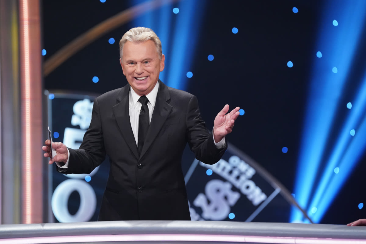 'Wheel of Fortune' Honors Pat Sajak Ahead of Last Episode