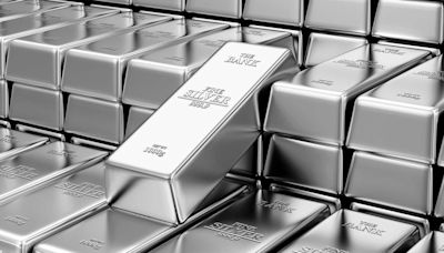 Gold Who? Silver Prices Break $30 Mark for First Time in a Decade.