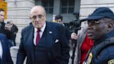 Rudy Giuliani acuerda 'nunca más' difamar a empleadas electorales de Georgia de participar en delitos en comicios de 2020 - El Diario NY