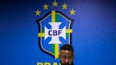 Brazilians split about Neymar breaking Pelé's goal-scoring record