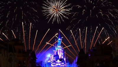 Disneyland Paris sets world record for Bastille Day drone show