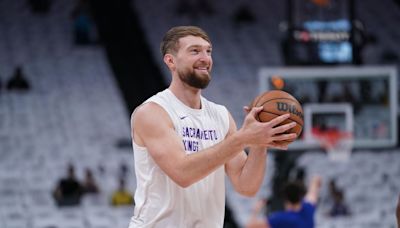 Domantas Sabonis to honor father, Arvydas Sabonis, by wearing No. 11 with Sacramento Kings