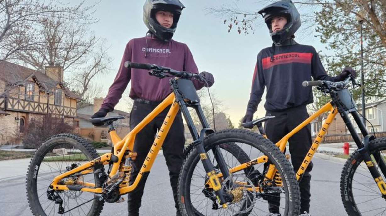 Why do competitive bike racing twins choose Utah Online School?