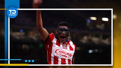 Tiba Sepúlveda se ha vuelto el pilar de Chivas tras lesión; es apodado como 'Tibatman'