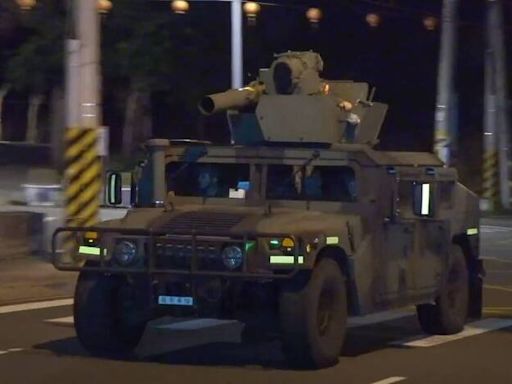 漢光40夜間行動有亮點 新式TOW 2B飛彈車首次現身演習 - 自由軍武頻道