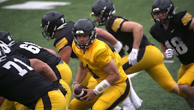 Leistikow: With transfer portal closed, where does Iowa football stand on quarterbacks?