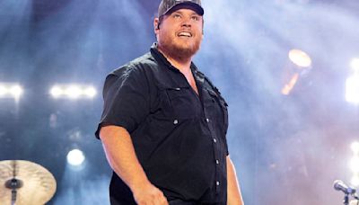 SPOTLIGHT: Luke Combs stadium tour this weekend