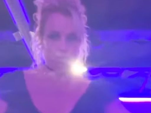 Britney Spears says last time she danced was during THAT knives video