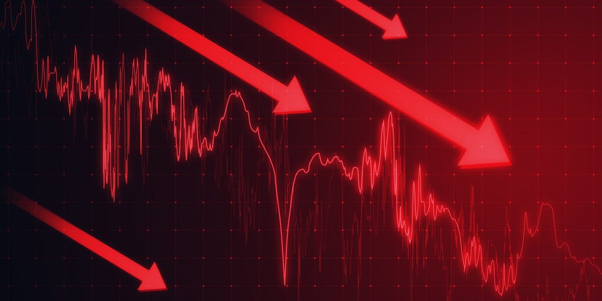 An overload of warning signals mark the 'last straw' that could send the S&P 500 plunging 70%, famed permabear says