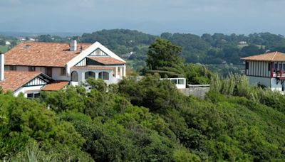 Vincent Cassel : son incroyable maison de vacances à Bidart, au Pays basque, où il s'était marié avec Tina Kunakey