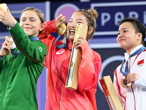 La japonesa Yuasa gana el primer oro en competencia olímpica de breakdance