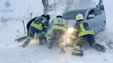 Over a dozen people dead as Ukraine and Russia hit by powerful snow storms