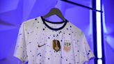 EE.UU. apuesta por el "expresionismo abstracto" en su camiseta para el Mundial femenino